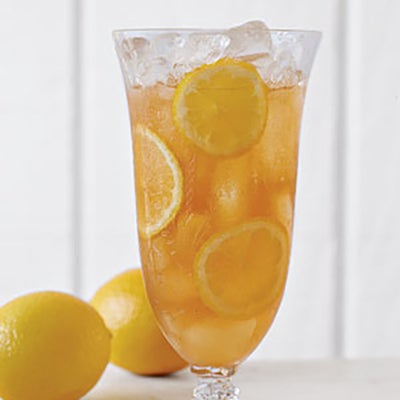 12 Refreshing Sweet Tea Recipes For the Southern Belle In You
